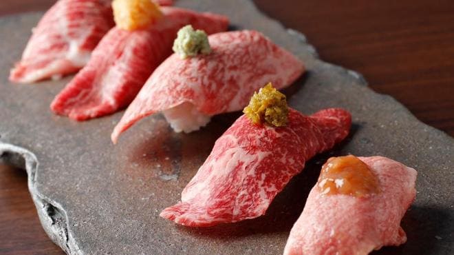 銀座 肉料理 KOJIRO(小次郎)の肉寿司写真