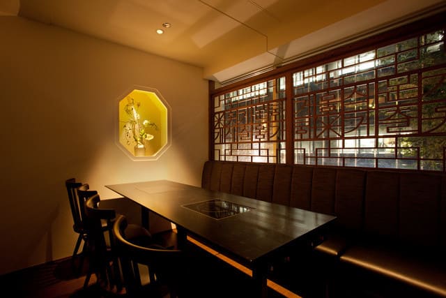 個室×韓国料理 銀座MUNのテーブル写真